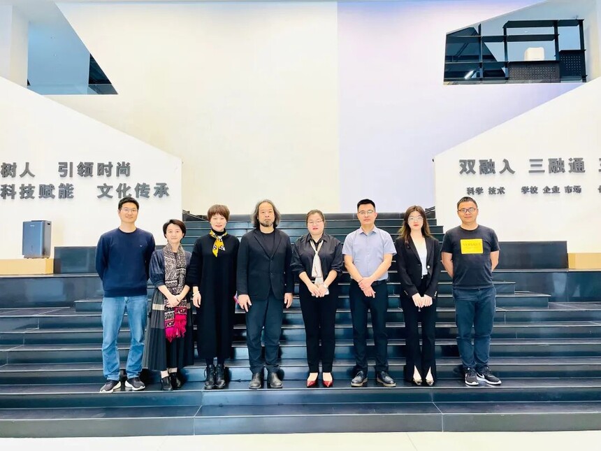 1678437103458540.jpg 科恒動(dòng)態(tài)校企共建時(shí)尚智能產(chǎn)品3D打印應(yīng)用技術(shù)研究中心簽約儀式.jpg